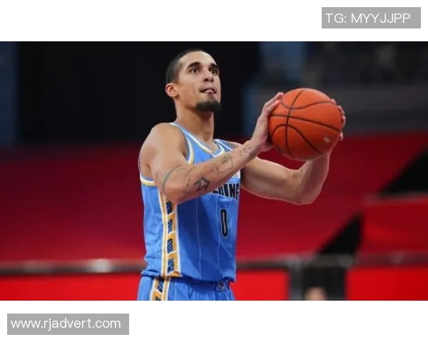 北京篮球队在邀请赛中以50分稳居积分榜首位展现强劲实力